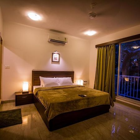 Pinnacle Holiday Homes Arpora Bagian luar foto