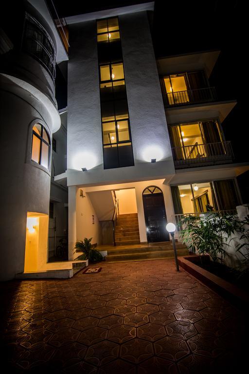 Pinnacle Holiday Homes Arpora Bagian luar foto