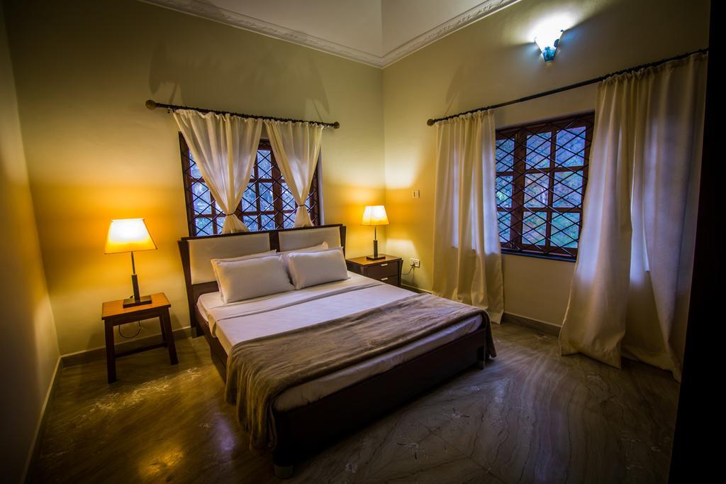 Pinnacle Holiday Homes Arpora Bagian luar foto