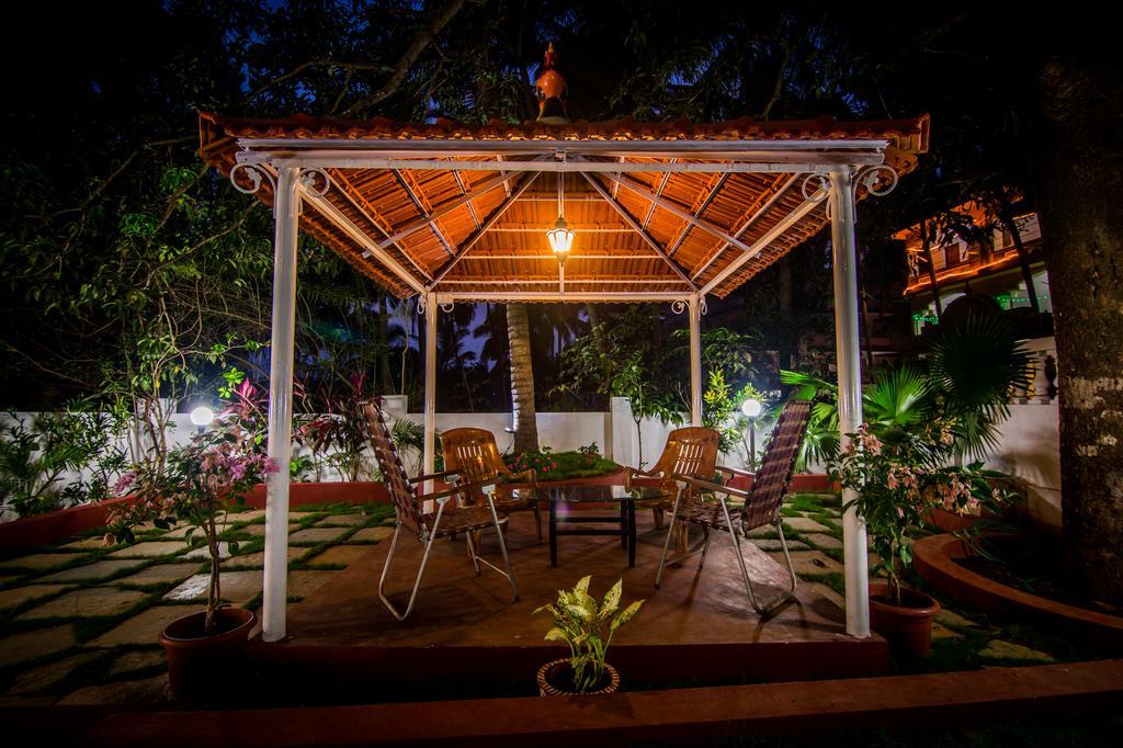 Pinnacle Holiday Homes Arpora Bagian luar foto
