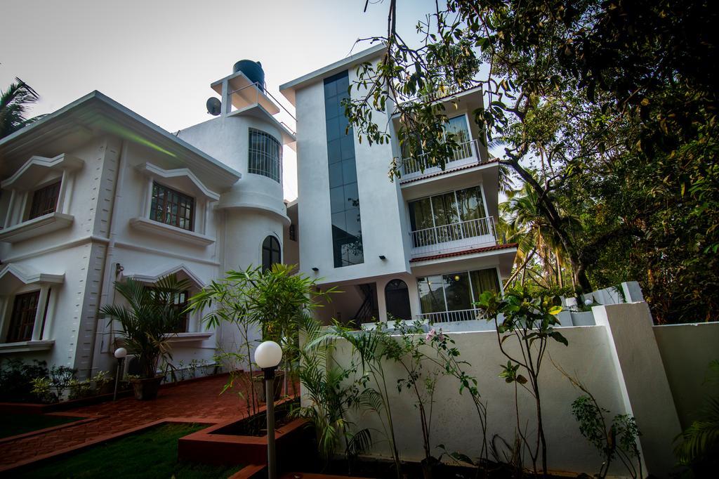 Pinnacle Holiday Homes Arpora Bagian luar foto